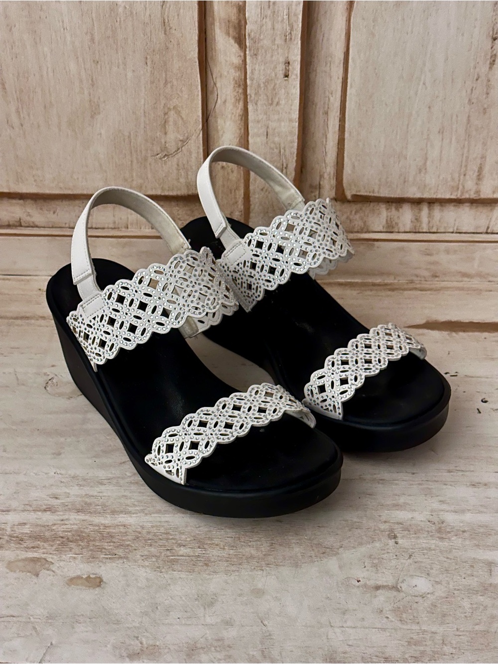 Skechers White Lace Strap Wedge Sandals